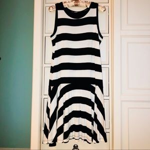 LOFT Swingly Little Summer Dress